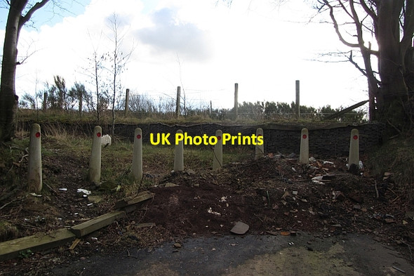 Photo 6"x4" A closed road Millheugh\/NS7551 c2012