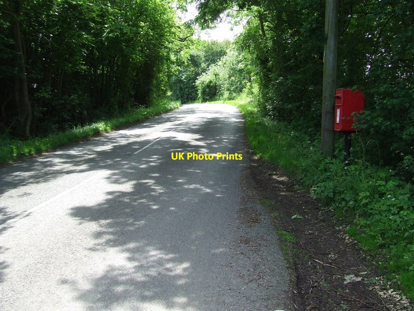 Photo 6"x4" Rural Postbox Daw's Cross c2012