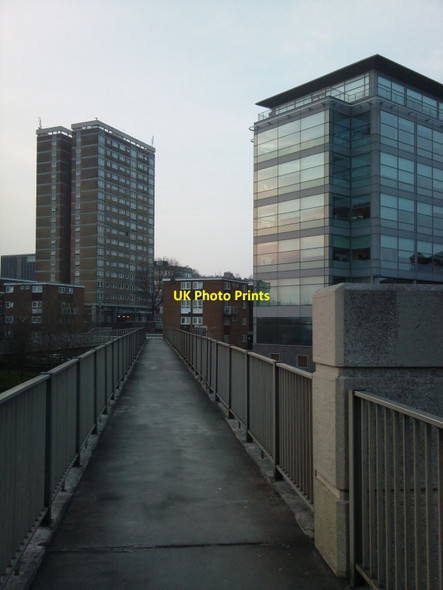 Photo 6"x4" The footbridge over the Inner Ring Road to Duncombe Street Leeds\/SE3034 c2012