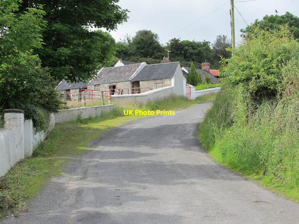 Photo 6"x4" Traditional farm buildings on the Kilnasaggart Road Faughart Upper c2012