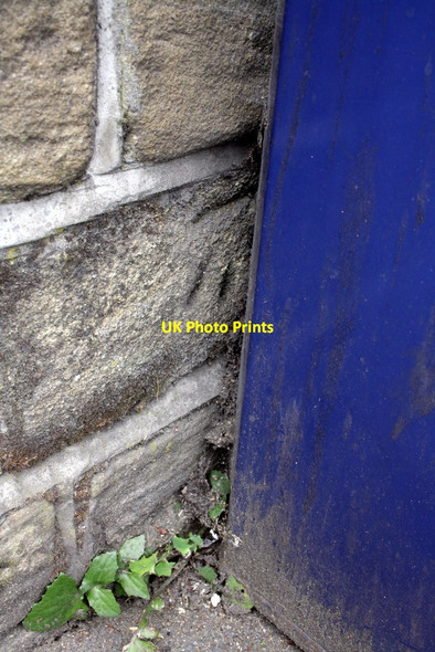 Photo 6"x4" Benchmark on North Street wall Keighley c2012