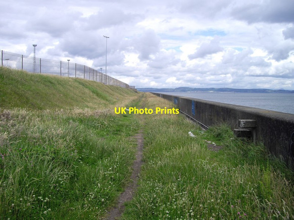 Photo 6"x4" Waterfront path Edinburgh c2012