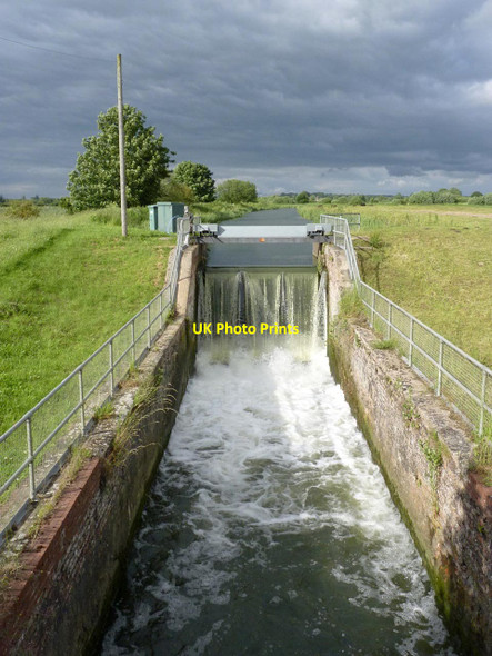 Photo 6"x4" Coningsby Lock  Coningsby c2012