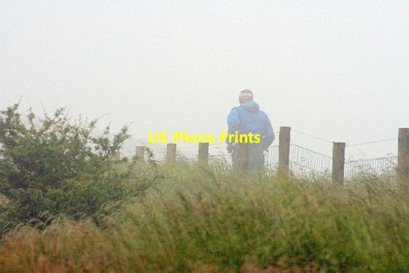 Photo 6"x4" Lone Runner in the Mist Fernilee c2012
