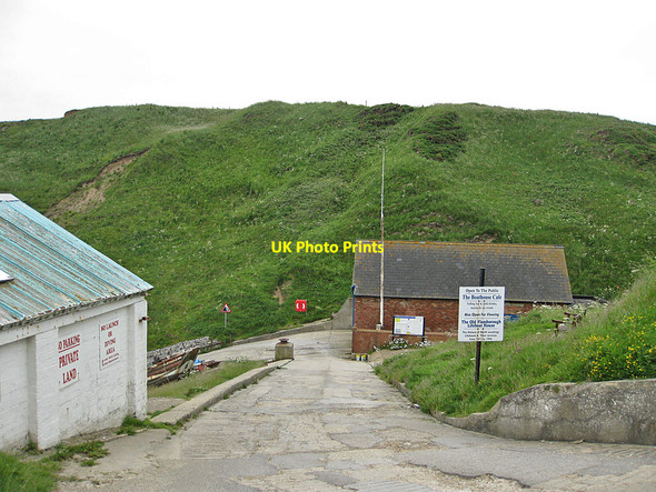 Photo 6"x4" Down to the old lifeboat station, North Landing North Landing c2012