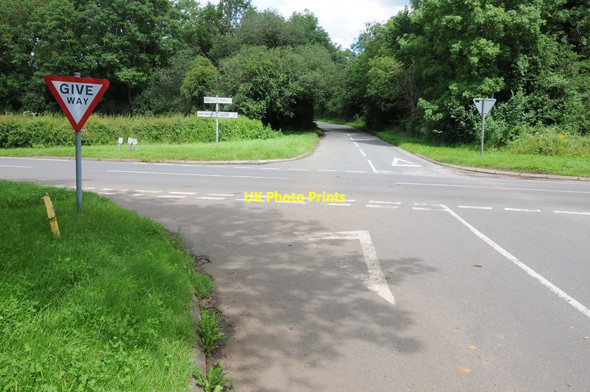 Photo 6"x4" Road junction near Wigginton Wigginton\/SP3833 c2012