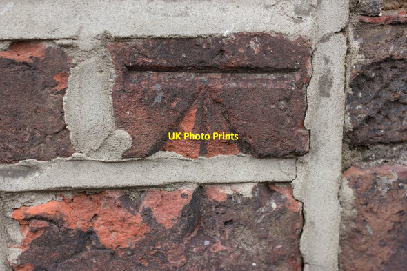 Photo 6"x4" Cut Bench Mark, #8 South Terrace Whitby\/NZ8910 c2012