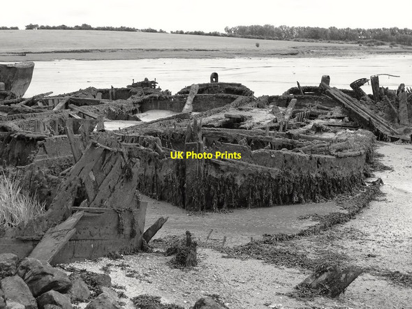 Photo 6"x4" Sailing barge hulk (1), Bedlams Bottom, Medway estuary Iwade c2012