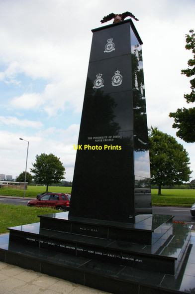 Photo 6"x4" RAF memorial, Purley Way, Croydon Purley c2012 P1