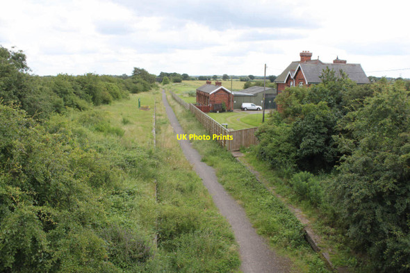 Photo 6"x4" Clifton on Trent Station  North Clifton c2012