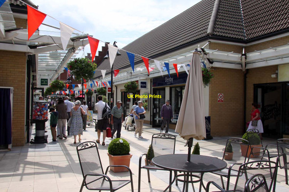 Photo 6"x4" Springfields Outlet Shopping Centre Spalding c2012