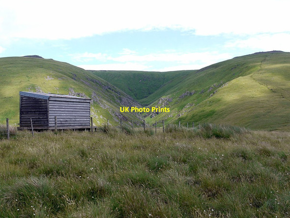Photo 6"x4" Auchope Mountain Refuge Hut Sourhope c2012 P1