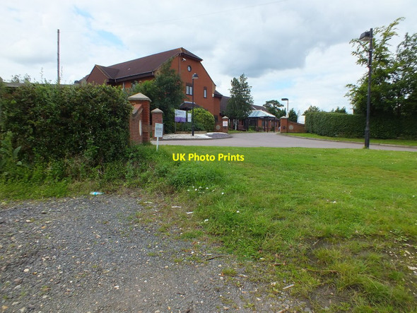 Photo 6"x4" The Keech Hospice care home Streatley\/TL0728 c2012 P1