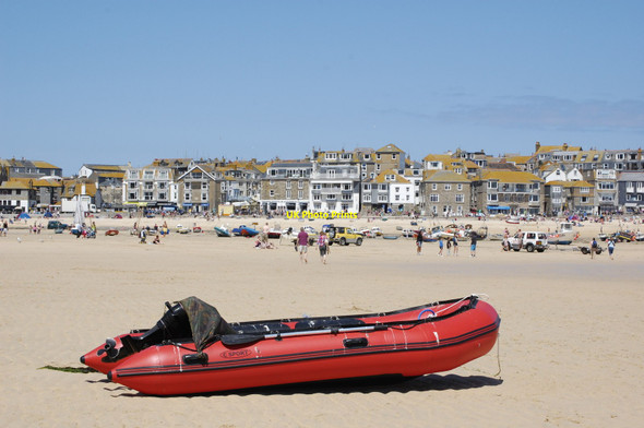 Photo 6"x4" On the Beach St Ives\/SW5140 c2012
