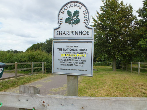 Photo 6"x4" The National Trust Sharpenhoe c2012