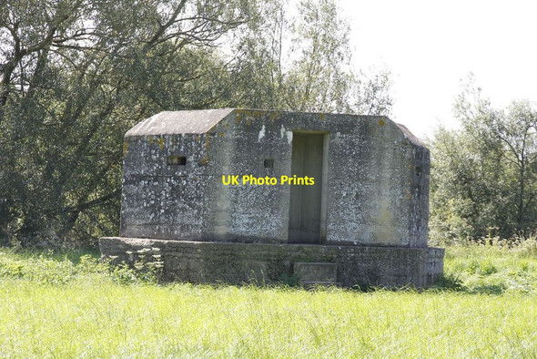 Photo 6"x4" Back of a type 22 Lechlade on Thames c2012