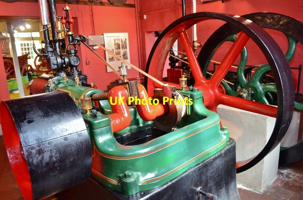 Photo 6"x4" Thomas Bradford & Co Steam Engine Beetley c2012