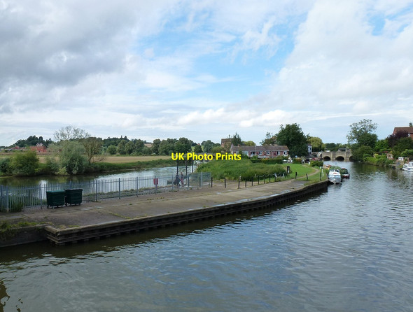 Photo 6"x4" Tewkesbury dock basin Tewkesbury c2012