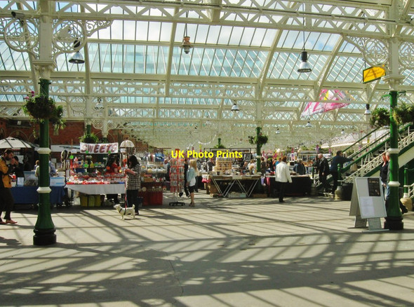 Photo 6"x4" Sunday Market in Tynemouth Station Tynemouth c2012