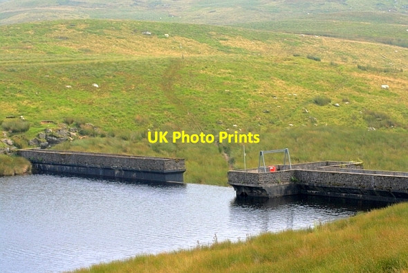 Photo 6"x4" Dam, Llyn Egnant Bryn Llyn Egnant c2012