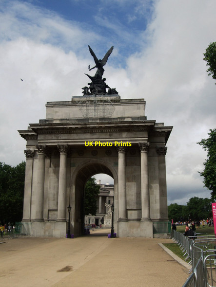 Photo 6"x4" Wellington Arch, Hyde Park Corner Westminster c2012