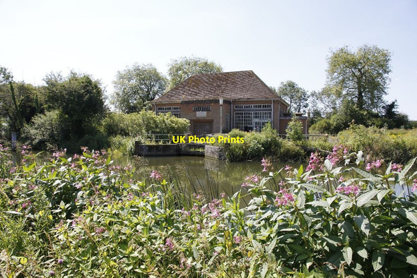 Photo 6"x4" Looking towards the far bank Lechlade on Thames c2012