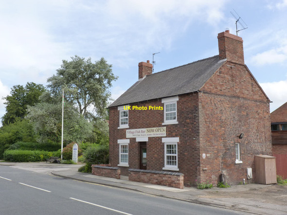 Photo 6"x4" Village Fish Bar  Collingham\/SK8361 c2012