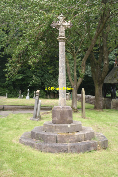 Photo 6"x4" Cross, Thurnham church Conder Green c2012