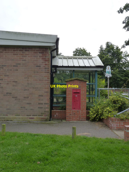 Photo 6"x4" Harby Post Office postbox (ref. NG23 169)  Harby\/SK8770 c2012