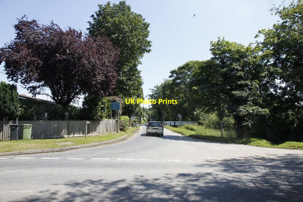 Photo 6"x4" Road to Kelmscott Lechlade on Thames c2012