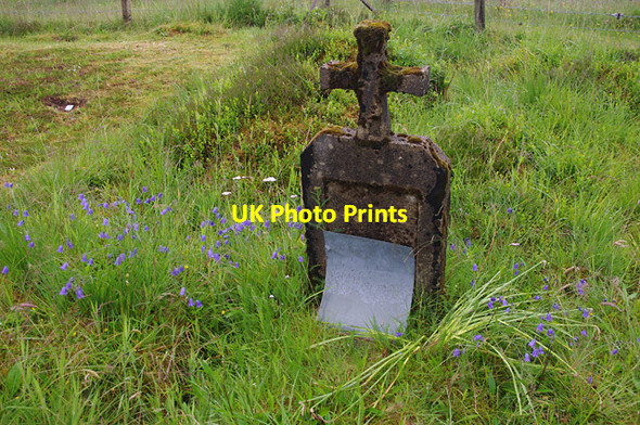 Photo 6"x4" Gravestone, Glenfinnan Glenfinnan c2012