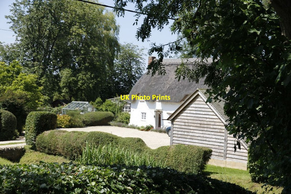 Photo 6"x4" Cottage by the church Eaton Hastings c2012