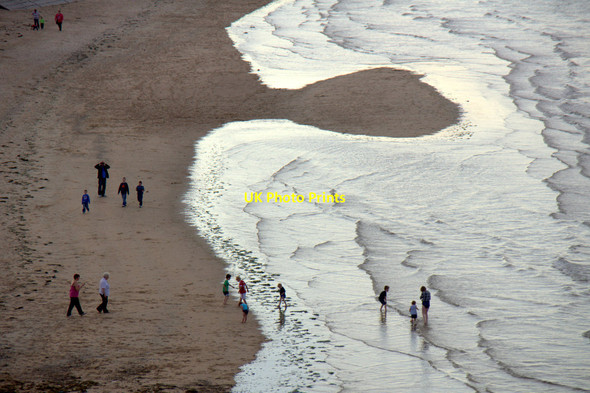 Photo 6"x4" On Footdee beach, Aberdeen Torry\/NJ9505 c2012