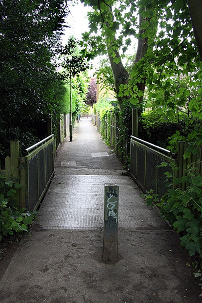 Photo 6"x4" Footbridge over Dollis Brook Finchley c2008