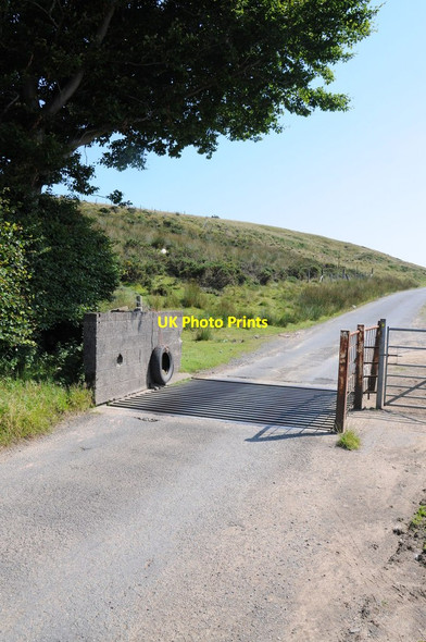 Photo 6"x4" Cattle grid on Cefn-Grib Road Cefn-y-Crib c2012