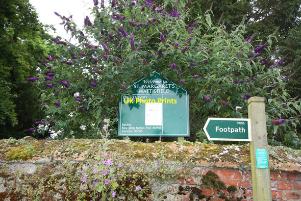 Photo 6"x4" St Margaret, Wattisfield, Suffolk - Notice board Wattisfield c2012