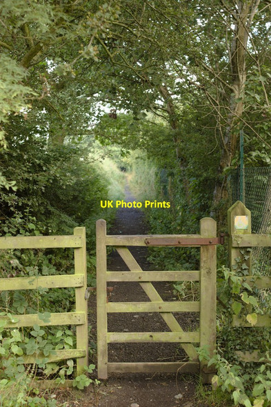 Photo 6"x4" Footpath off Otley Road Harrogate c2012