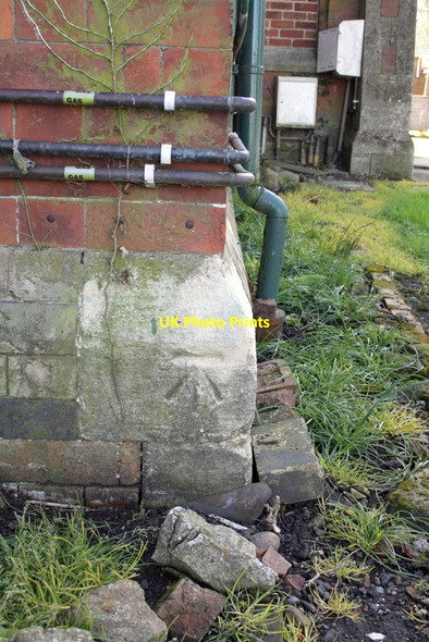 Photo 6"x4" Benchmark on Wicklow Lodge Melton Mowbray c2012