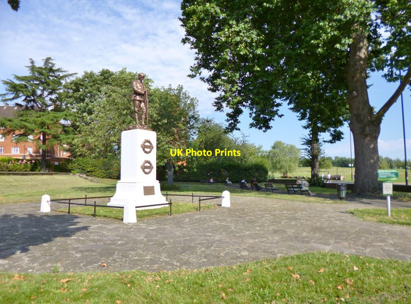 Photo 6"x4" Streatham, war memorial Streatham c2012