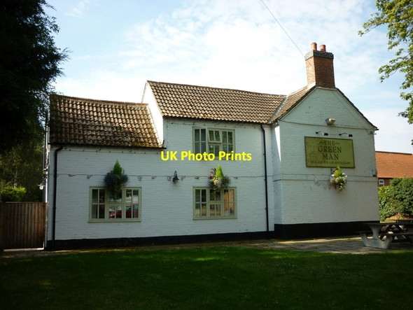 Photo 6"x4" The Green Man, Norton Disney Norton Disney c2012