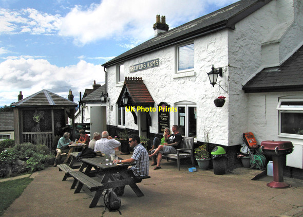 Photo 6"x4" Outdoor seating at the Brewers Arms, West Malvern Great Malvern c2012