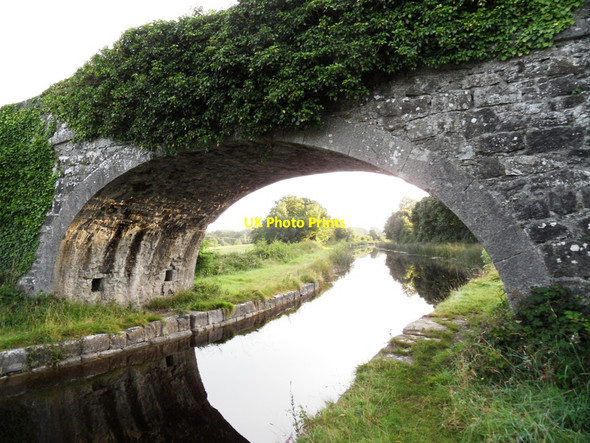 Photo 6"x4" Grand Canal through Samuel Judge's Bridge in Ballysheil, Co. Offaly Belmont\/N0722 c2012