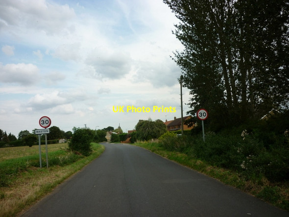 Photo 6"x4" Entering Baston Wilsthorpe\/TF0913 c2012