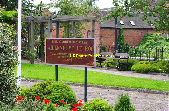 Photo 6"x4" Villeneuve-le-Roi Gardens, corner of Lion Hill and Mitton Street, Stourport-on-Severn Stourport-on-Severn c2012