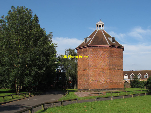 Photo 6"x4" Beddington dovecote Wallington\/TQ2964 c2012