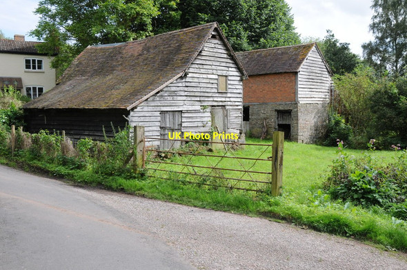 Photo 6"x4" Barns at Whitbourne Collins Green\/SO7357 c2012