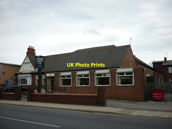 Photo 6"x4" The Lundwood Social Club Lundwood c2012