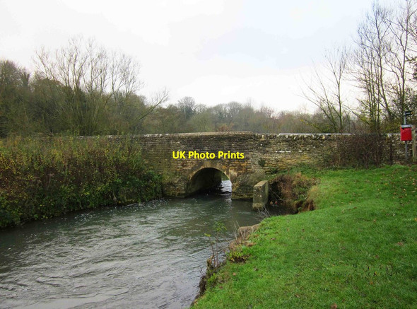 Photo 6"x4" Bridge over the River Windrush, Minster Lovell Little Minster c2011