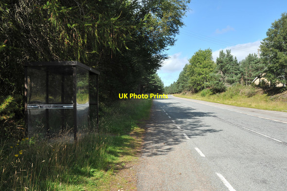 Photo 6"x4" Bus shelter on the B9154 near Moy Moy\/NH7634 c2012