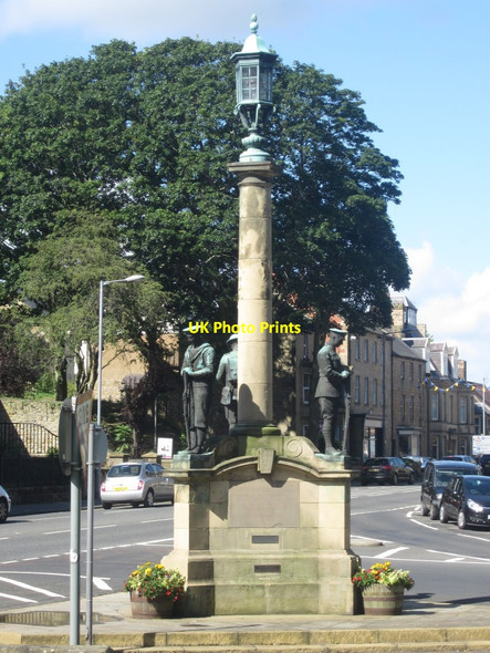 Photo 6"x4" Alnwick War Memorial Alnwick c2012